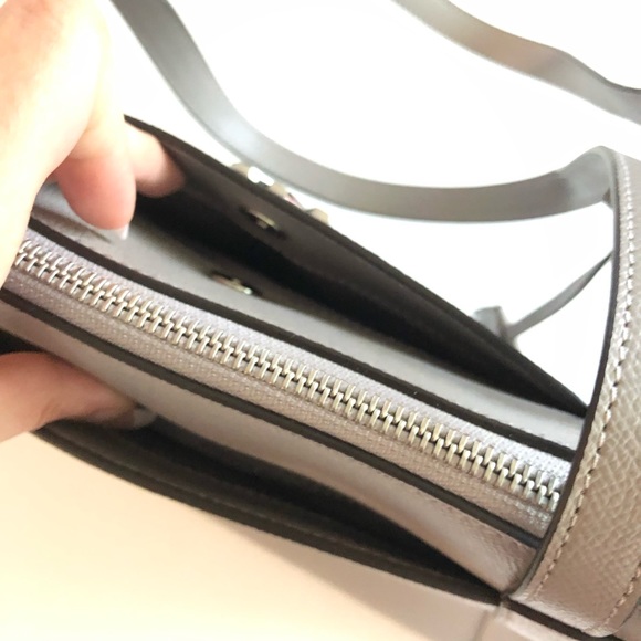 Micheal Kors Maddie Medium Crossgrain Leather Tote - Picture 5 of 8